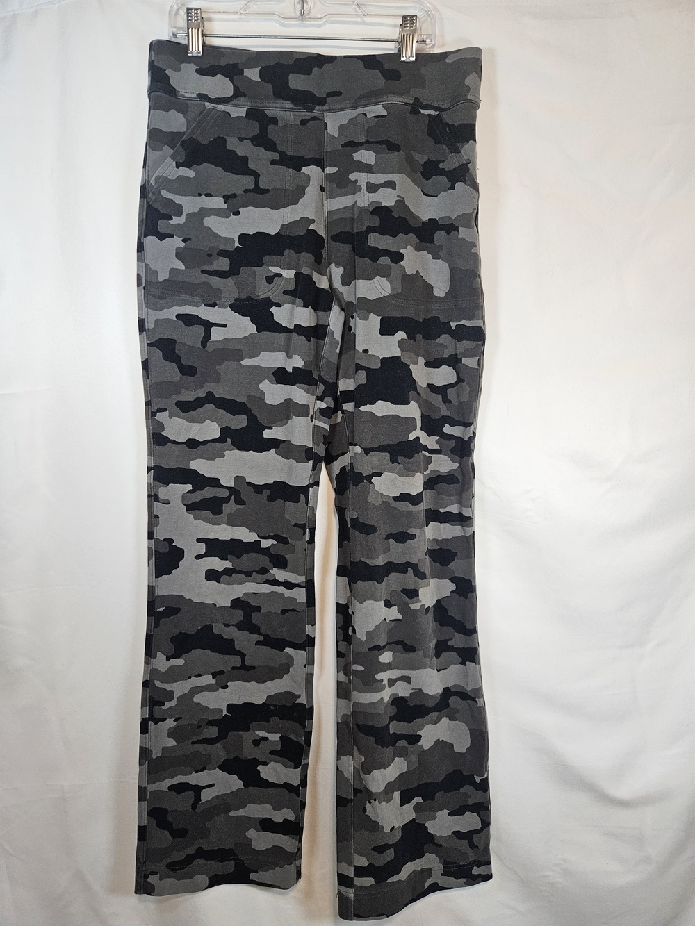 Duluth Trading Co Gray & Black Camo Leggings Outdoor Utility Hiking Fisherman